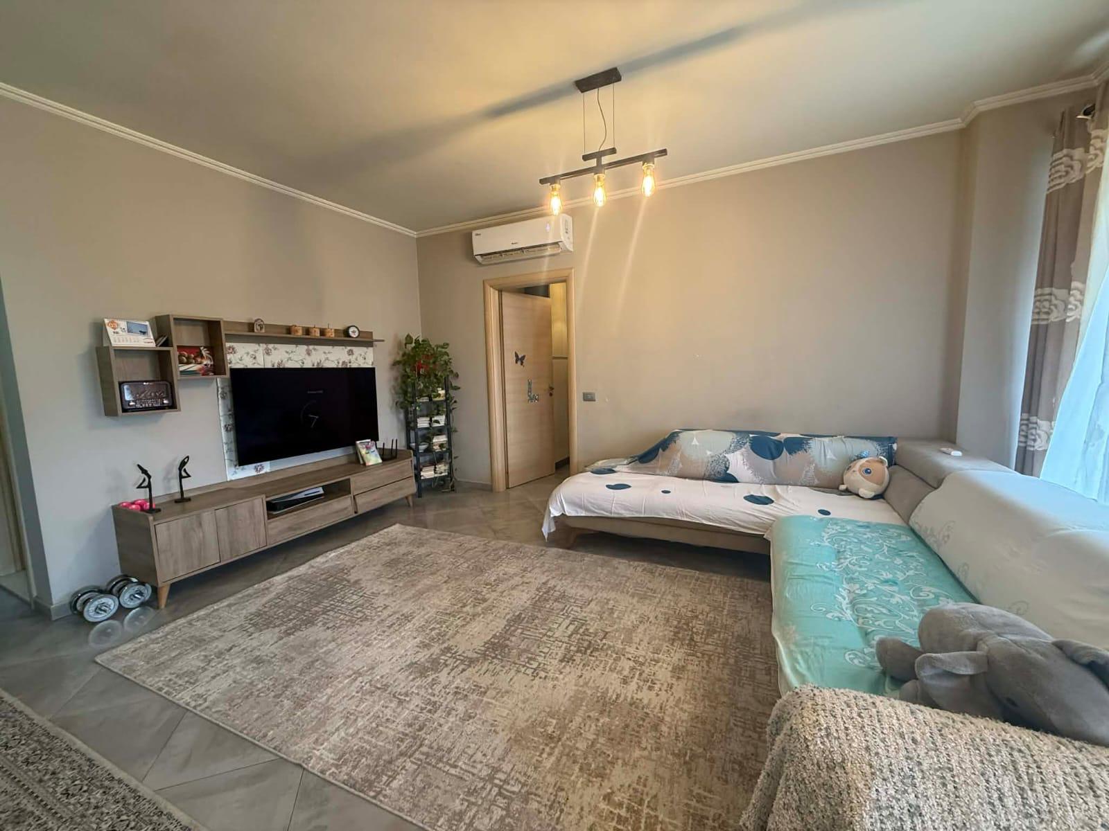 Apartament 2+1, 2 Ballkone — Rruga Dibrës, Kompleksi Orion