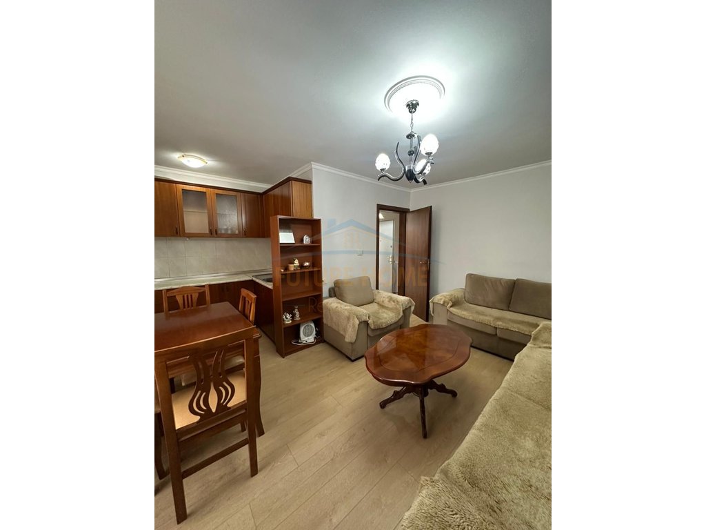 Apartament 1+1,Stacioni i Trenit, Tirane