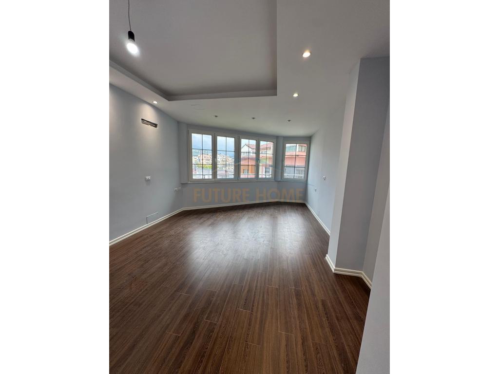 Apartament 1+1, Rruga "Shefqet Kuka", Fresk